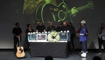 İlhan Şeşen'in tabutu 15 dakika asansörde kaldı