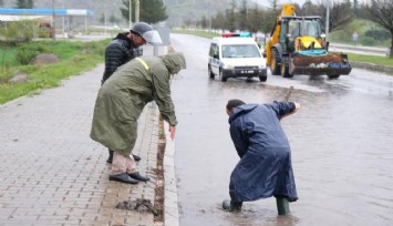Kütahya’yı sağanak yağış vurdu