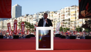 Tugay: İzmir haksızlıklara boyun eğmez ve baskıya teslim olmaz