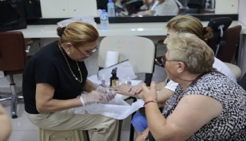 65 yaş üstü Konaklı kadınlara ücretsiz kuaför hizmeti