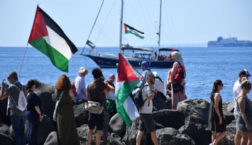 Aktivistler İsrail ablukasını kırmak için İtalya’dan Gazze kıyılarına doğru yola çıktı