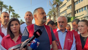 Aslanoğlu Konak’ta biriken çöpleri topladı, işçilere seslendi: Masaya davet ediyoruz