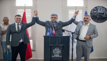 Başkan Tugay ESHOT personeliyle bayramlaştı