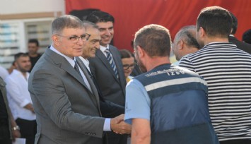 Başkan Tugay Kurban Bayramı öncesi İZSU çalışanları ile buluştu