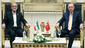 Cumhurbaşkanı Erdoğan, İran Cumhurbaşkanı Pezeşkiyan ile görüştü