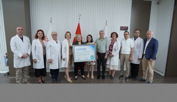 İEÜ Medical Point Hastanesi'ne Uluslararası Akreditasyon