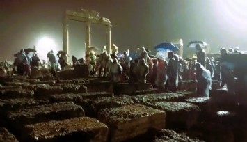 Kızıl Ordu Korosu yağmur nedeniyle iptal edildi