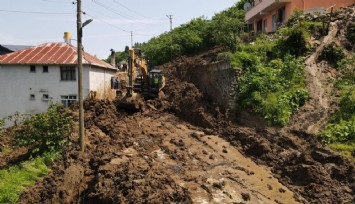 Trabzon’da heyelan: 5 ev tehlike altında