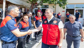 Başkan Tugay’dan ateş savaşçılarına teşekkür ziyareti