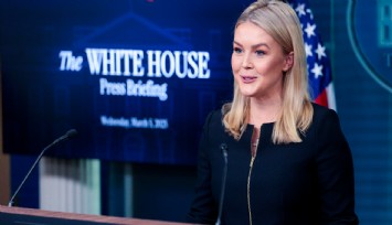 Beyaz Saray: 'Trump, Suriye’ye yaptırımları kaldıran kararname imzalayacak'