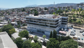Büyükşehir yeni hizmet binasına kavuştu