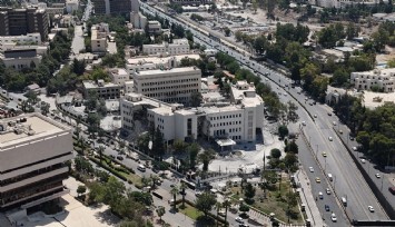 İsrail’in vurduğu Suriye Genelkurmay Başkanlığındaki hasar görüntülendi