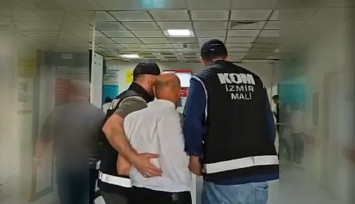İzmir'deki operasyonun görüntüleri paylaşıldı: İşte Soyer'in gözaltına alındığı anlar