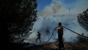 İzmir İtfaiyesi Çeşme'nin dört bir yanında görev başında