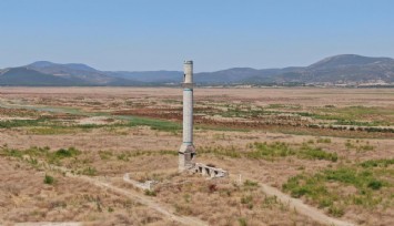 Tahtalı Barajı eriyor: Su çekildi balçık kaldı