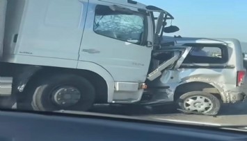 Tırla çarpışan otomobil sürücüsü hayatını kaybetti