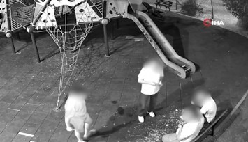 Yalova’da zabıta çekirdek kabuklarını atan vatandaşlara yerleri temizletti