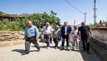 Başkan Tugay yangında zarar gören Köseler’i ziyaret etti