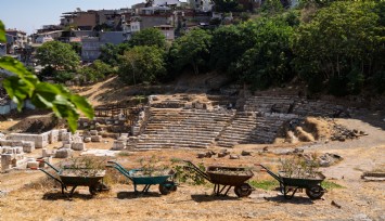Büyükşehir’den Smyrna Antik Kenti’ne tarihi destek