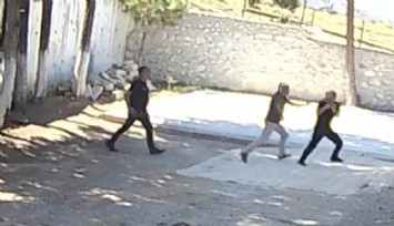 CHP’li Belediye Başkanı, zabıtaları sopayla dövdü: 'İkinci vuruşunda sopa kırıldı'