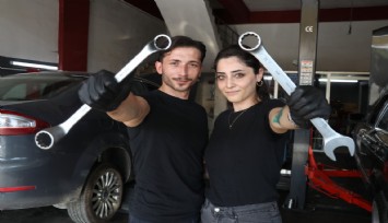 Eleman bulmakta sıkıntı çekti, eşini yanına alıp usta olarak yetiştirdi