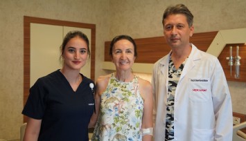 Ameliyatsız yöntemle 6 santimlik bağırsak kitlesi çıkarıldı