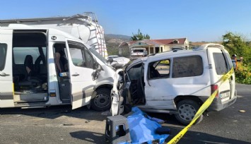 İzmir’de servis minibüsü ile hafif ticari araç çarpıştı: 1 kişi hayatını kaybetti, 13 kişi yaralandı