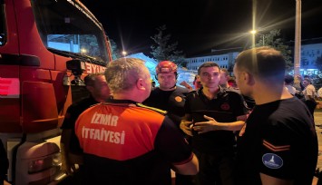 Sındırgı’daki deprem sonrası İzmir ekipleri görevde