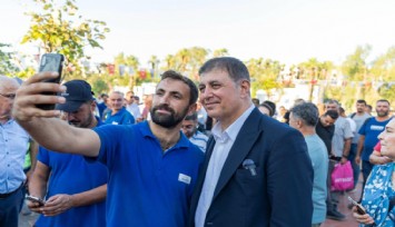Tugay, Kültürpark Göl Gazinosu’nu işçilerle açtı