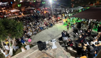 Ürkmez Kültür ve Sanat Festivali görkemli bir açılışla başladı