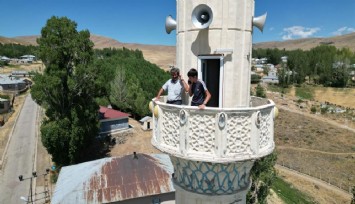 Van’da şebeke çilesi: Cep telefonu çekmeyince minareye çıkıyorlar