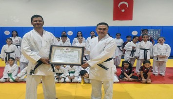 Başsavcıya yan bakan yandı: Karatede siyah kuşakoldu