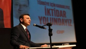 CHP İstanbul Olağanüstü İl Kongresi’nde Özgür Çelik yeniden seçildi