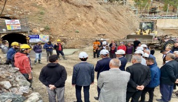 Denizli’de göçükten 25 saat sonra kurtarılan madenci hayatını kaybetti