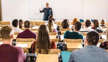 İzmir'deki devlet üniversitelerinde 4 bin 700  akademik kadro açığı