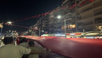 İzmir’in kurtuluşunun 103. Yılı Fener Alayıyla taçlandı