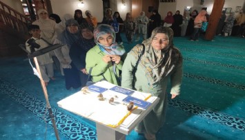 Kuşadası’nda mukaddes emanetler ziyarete açıldı