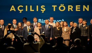 Manisa’da Ferdi Zeyrek vakfı açıldı: Işığı bu vakıfla sönmeyecek