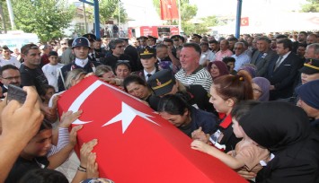 Manisa şehidini gözyaşlarıyla uğurladı