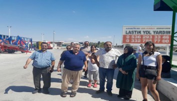 Otobüsün mazotu bitti, yolcular yolda kaldı