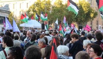 Paris sokakları Filistin'deki katliam için ayakta