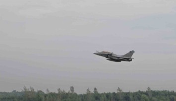 Polonya'da NATO savaş uçakları Ukrayna sınırına sevk edildi