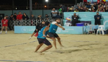 Türk voleybol tarihinde bir ilk: Plaj Voleybolu Erkek Milli Takımı ilk kez şampiyon