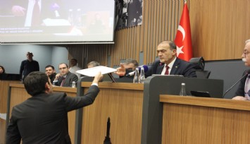 AK Partili Kişili, Opera Binası ile ilgili yazıyı meclise getirdi: Açılış davetini almayı bekliyorum