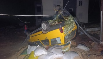 Antalya’da kıyamet gibi gün: Hortum her yeri birbirine kattı