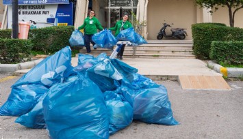 İzmir Büyükşehir’den sıfır karbon hamlesi: Kapıdan kapıya 1.140 ton dönüşüm