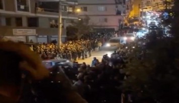 İzmir'e gelen Menzil Şeyhi'ne binlerce kişilik karşılama