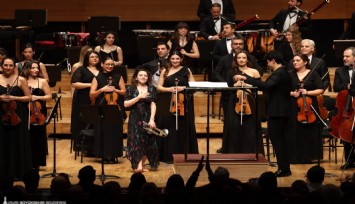 İzmir Oda Orkestrası dünyaca ünlü sanatçılarla sahne aldı