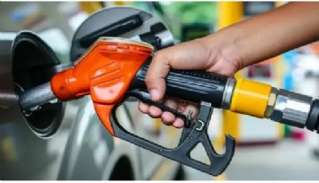 Motorine yine zam: Salı sabahından itibaren 1,08 TL artış olacak