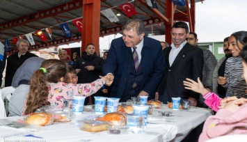 Bayraklı'da gönüller aynı sofrada